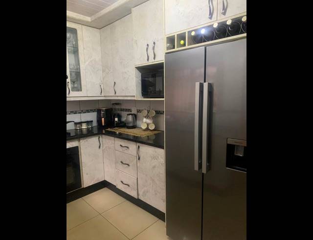 1 BEDROOM HOUSE FOR SALE IN CHLOORKOP